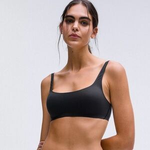 Lululemon Wundermost Ultra-Soft Nulu Scoop-Neck Bralette – Black (Size 8)